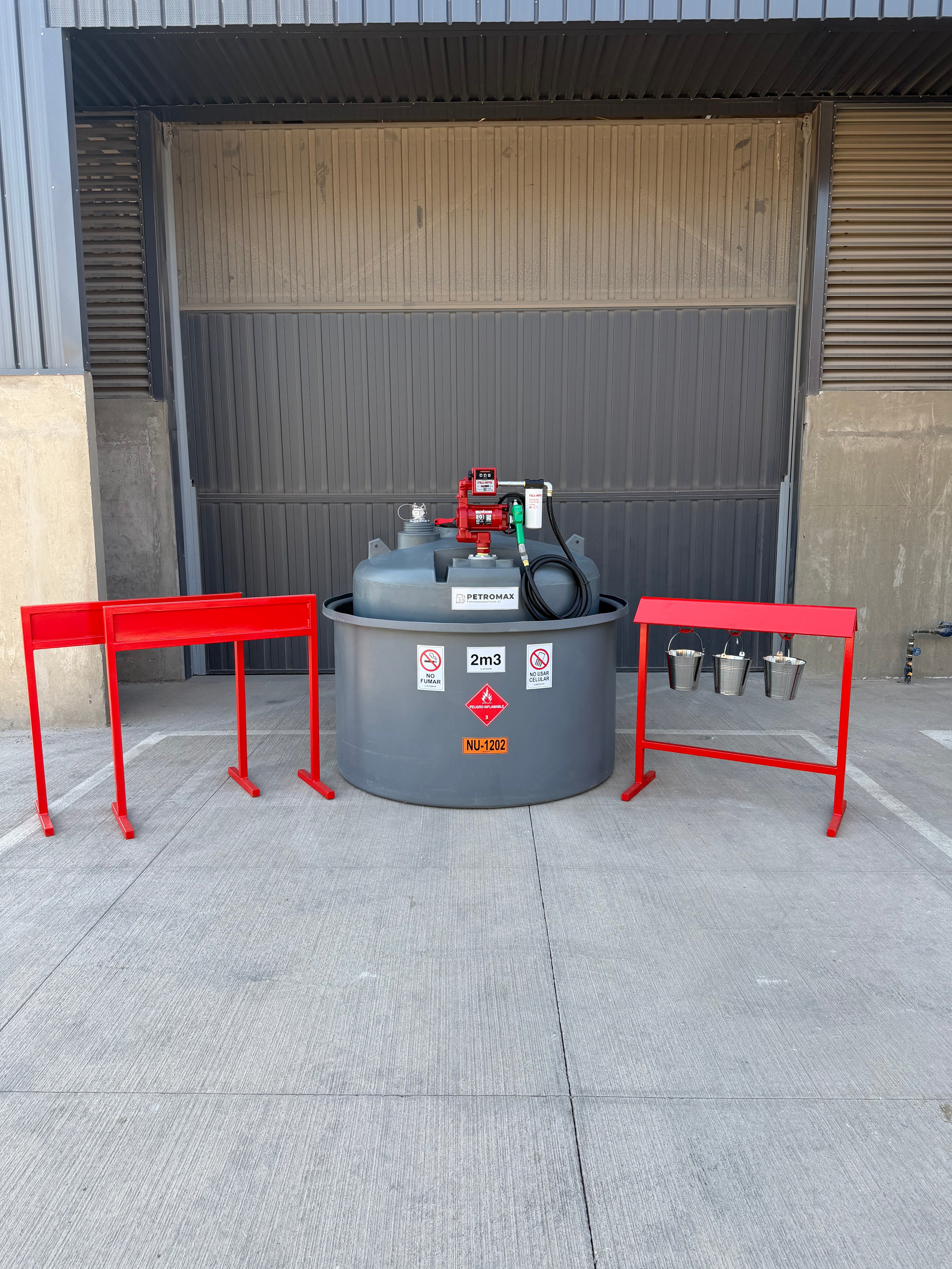 ESTANQUE DIESEL SUPERFICIE 2.000 LTS FT2000+FR PETROMAX CON SURTIDOR