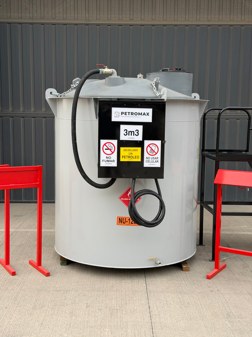 ESTANQUE DIESEL SUPERFICIE 3.000 LTS FT3000+FR PETROMAX CON SURTIDOR