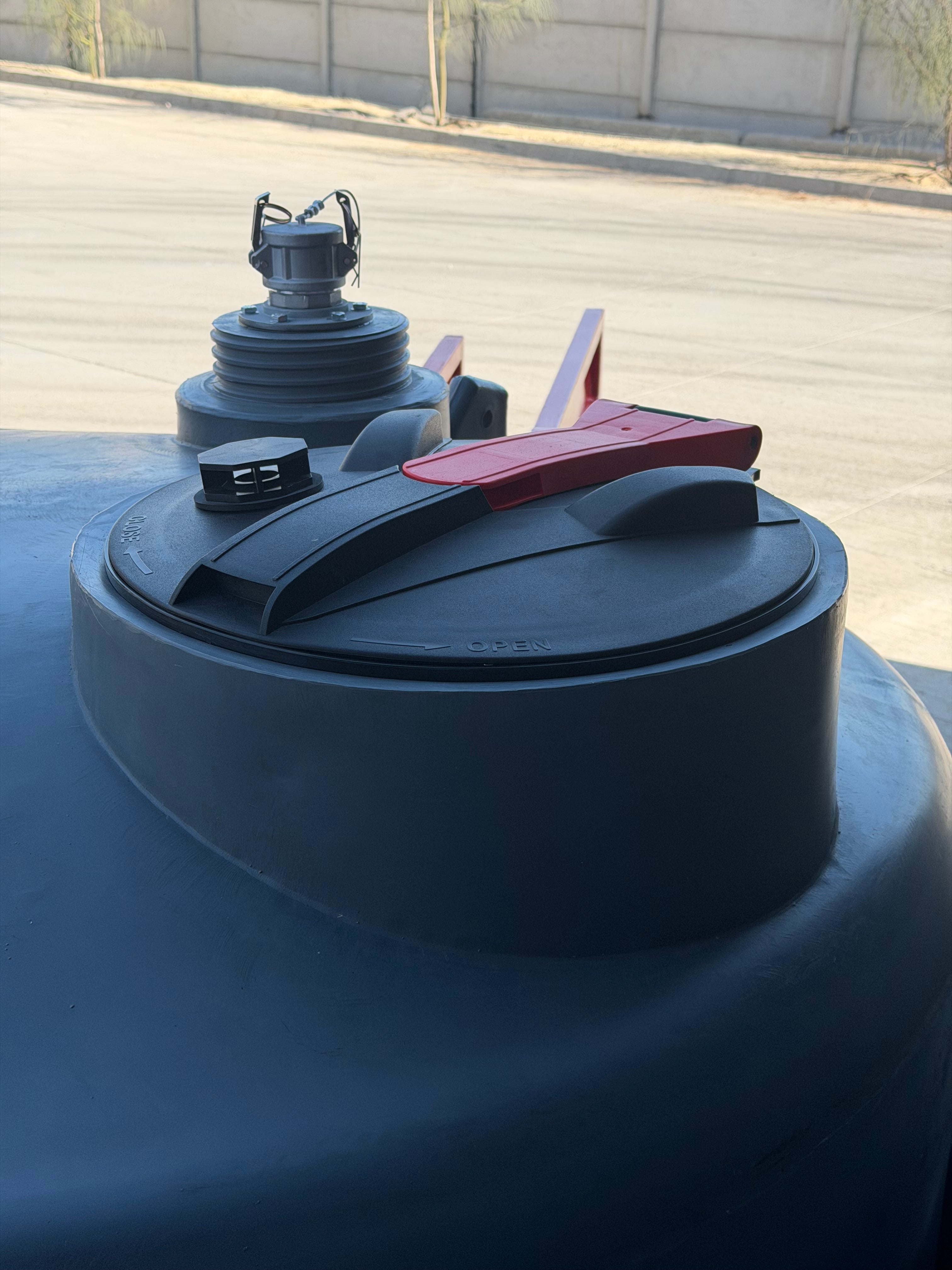 ESTANQUE DIESEL SUPERFICIE 2.000 LTS FT2000+FR PETROMAX CON SURTIDOR