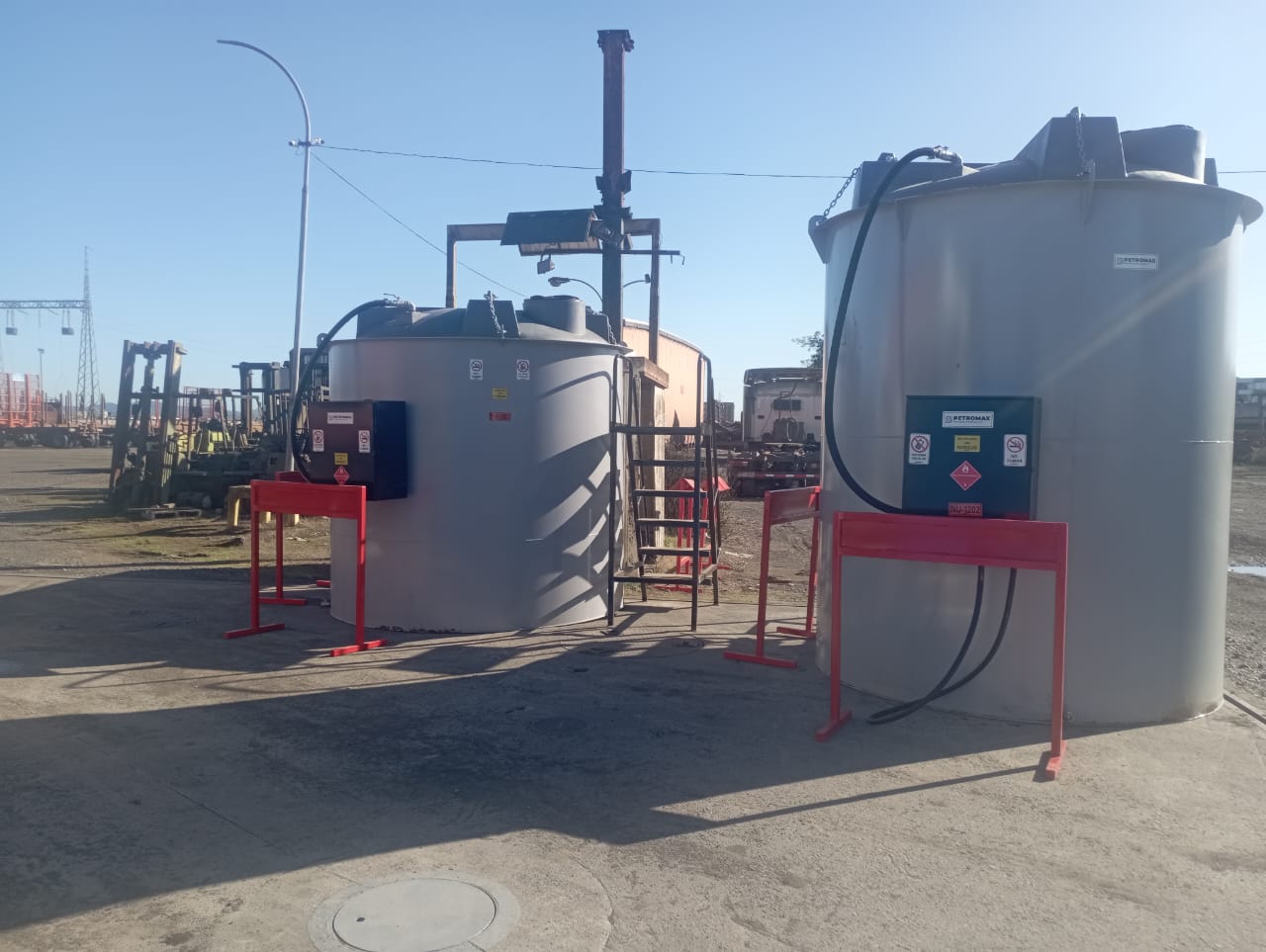 ESTANQUE DIESEL SUPERFICIE 10.000 LTS FT10000+FR PETROMAX CON SURTIDOR