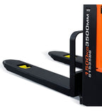 Apilador Eléctrico Base Americana S1535B6