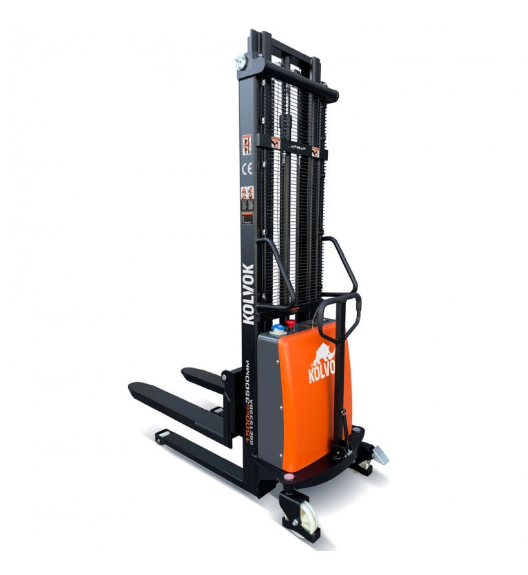 Apilador Semi Eléctrico Horquilla Ajustable SSE1535BA