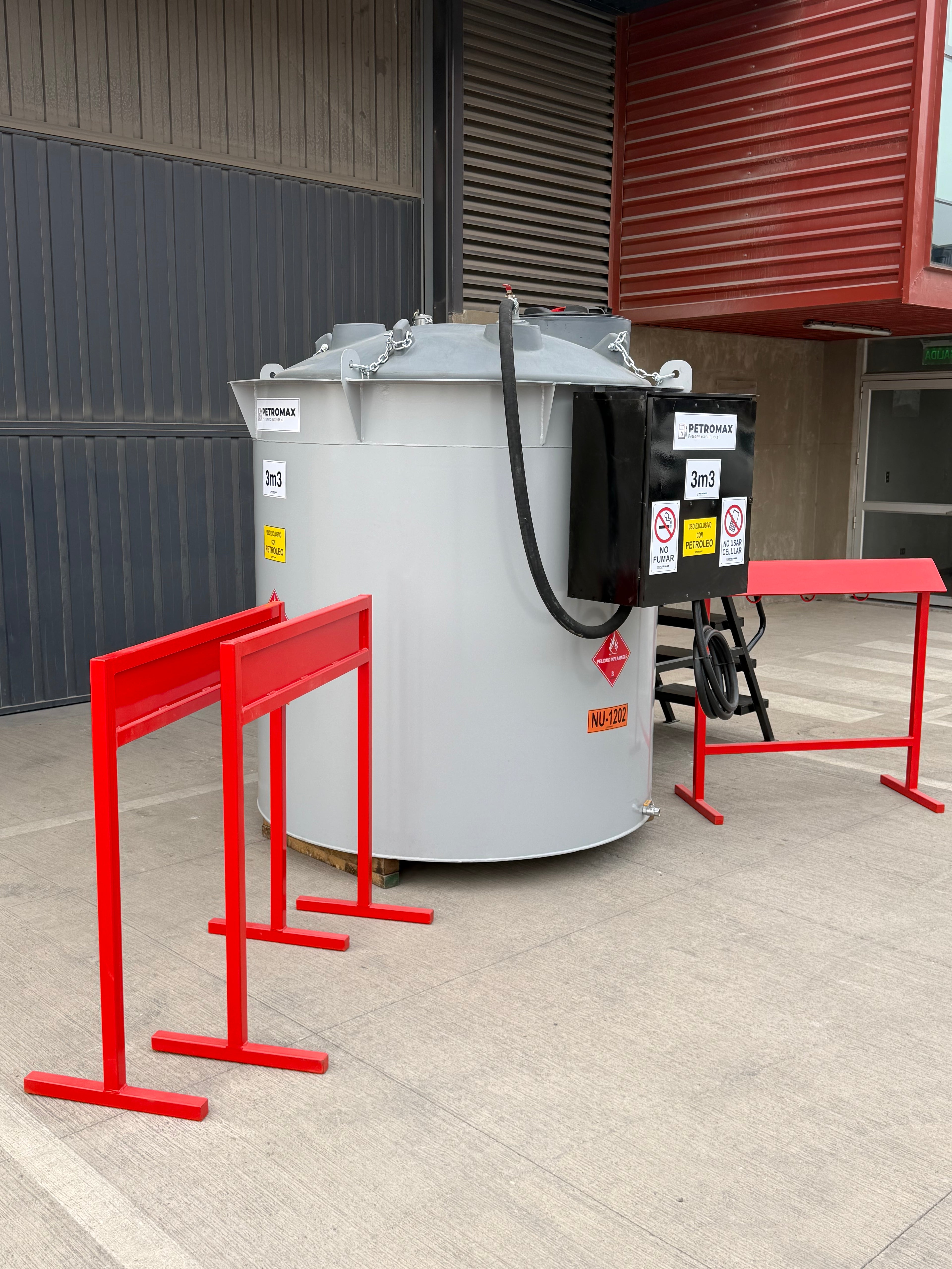 ESTANQUE DIESEL SUPERFICIE 3.000 LTS FT3000+FR PETROMAX CON SURTIDOR