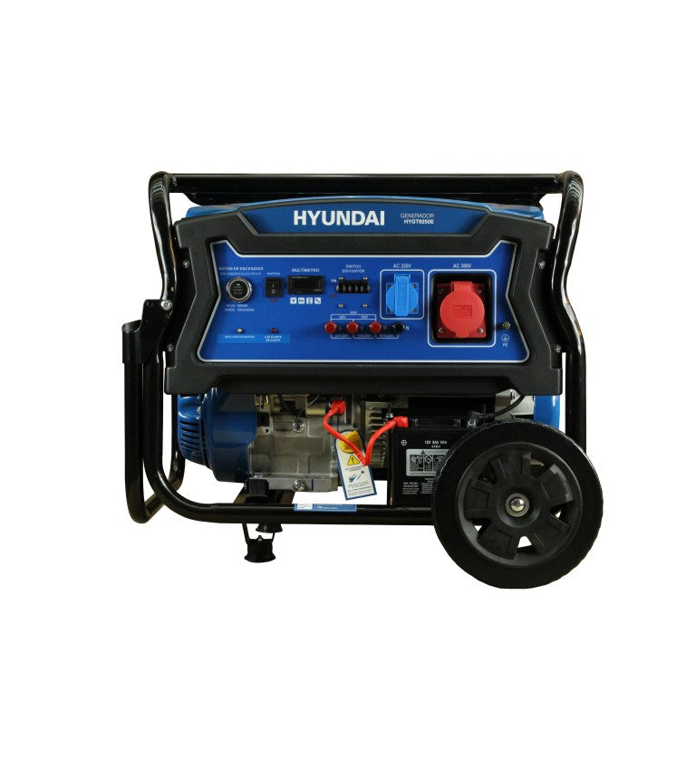 Generador Eléctrico Hyundai Gasolina 8,1 kVA partida eléctrica trifásico abierto con ruedas