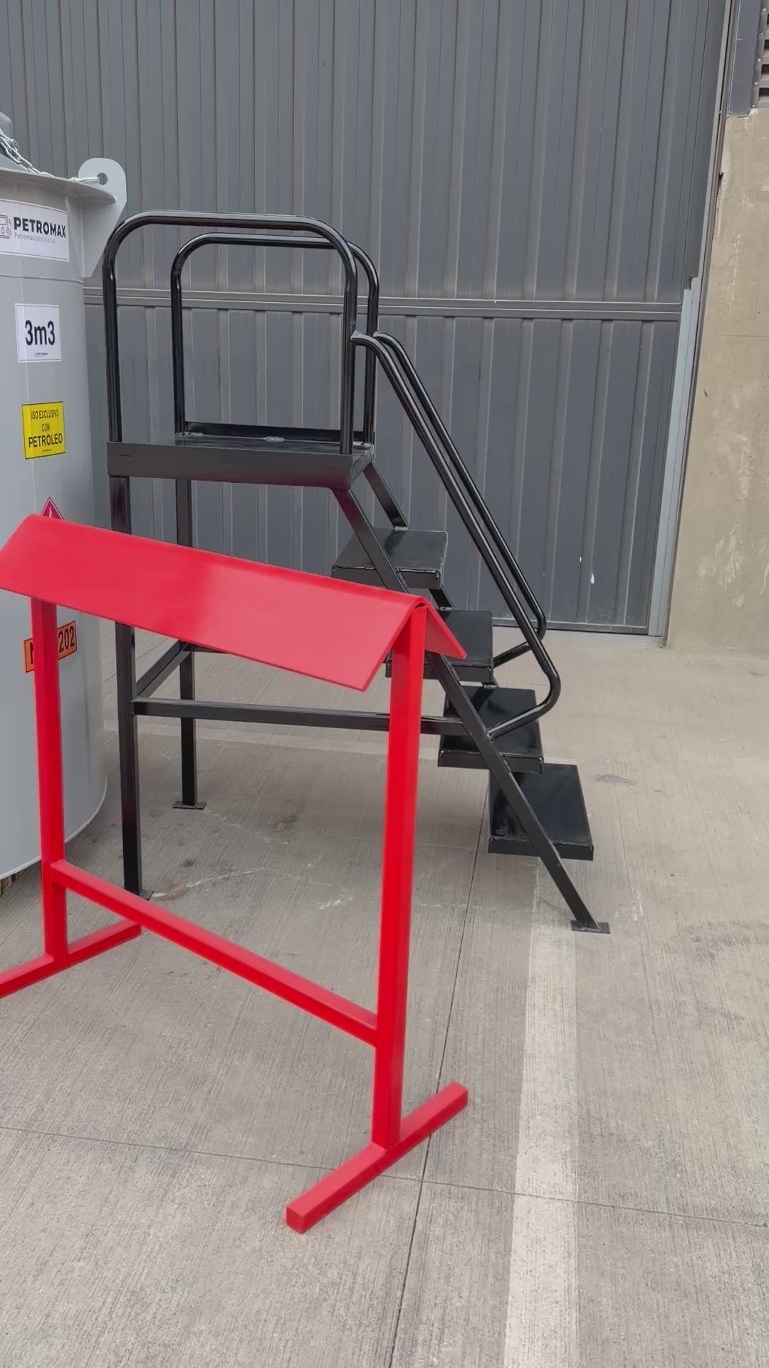 ESTANQUE DIESEL SUPERFICIE 3.000 LTS FT3000+FR PETROMAX CON SURTIDOR